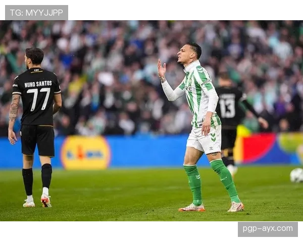 安东尼助攻创生涯新高，多面表现彰显球场全能