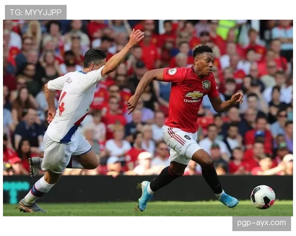 水晶宫定位球成制胜法宝，排名稳步攀升